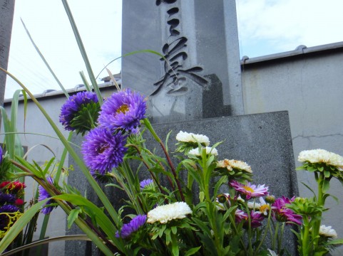 お墓参りは必要？